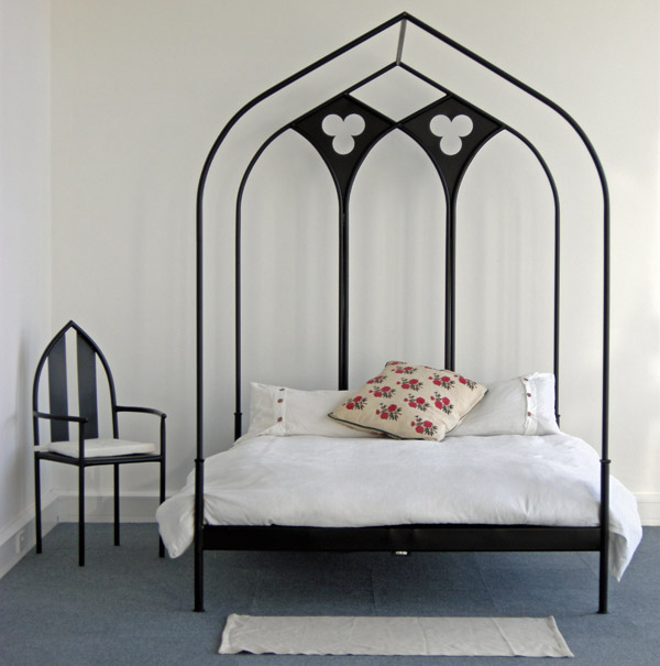 ribbed_arch_bed_trefoil