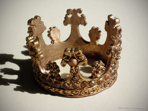 Golden Santos Doll Crown with Amber Rhinestones 